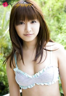 Japanese Gravure Idols Gallery - Erotic Pictures of Gravure Idols and Nude Japanese Models