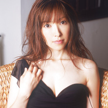 Yoko Watanabe - Picture 1