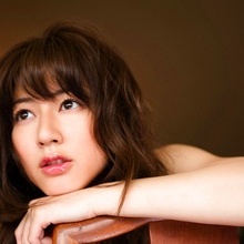 Yumi Sugimoto - Picture 1